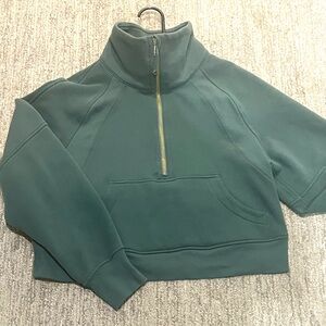 Lululemon scuba half zip sweatshirt in medium forrest. Size xs/s
